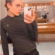 Offro ripetizioni ,sia in presenza che online ,per le materie di tipo umanistico-artistico. In particolare letteratura di qualsiasi periodo storico con riferimenti di tipo storico, letterario e psicologico. Aggiungo lezioni di storia e geografia. Per quan